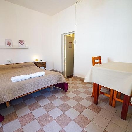 Complejo Puertas Rosas Lejlighed Villa Carlos Paz Eksteriør billede